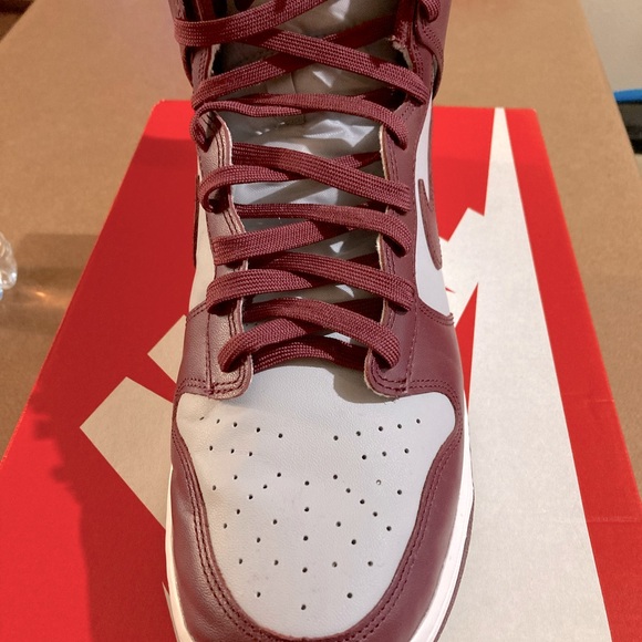 NIKE DUNK HI RETRO - Picture 5 of 5